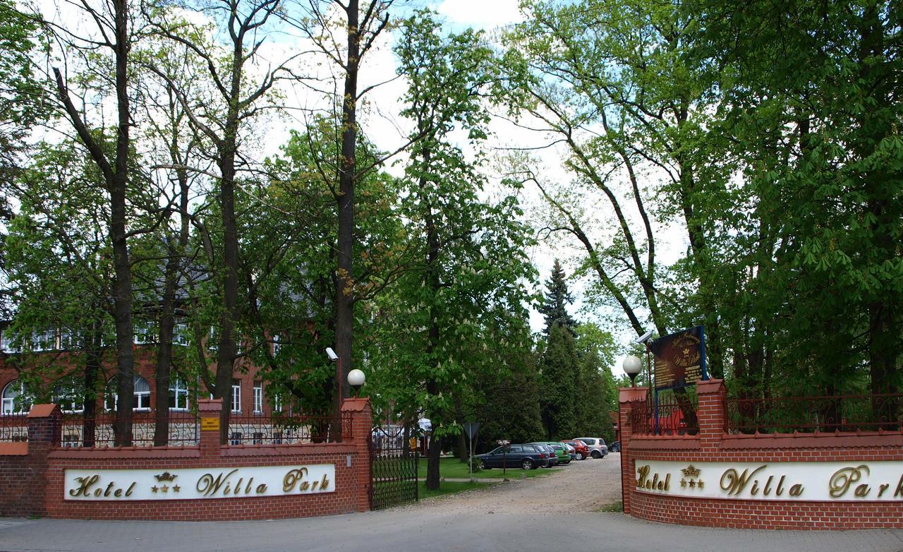 Hotel Willa Park Żagań Extérieur photo